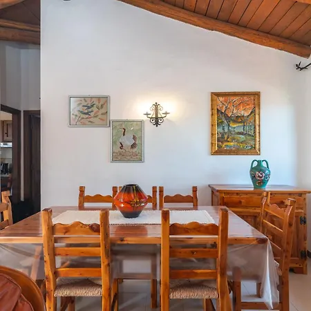 Casa Via Dei Pini -
