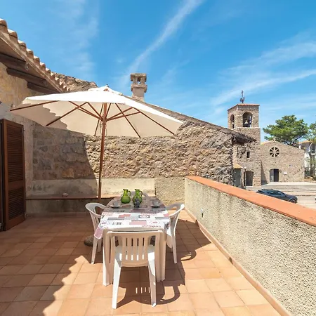 Casa Via Dei Pini - *